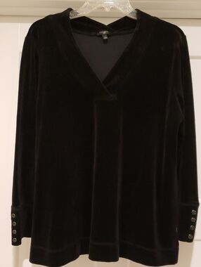 Talbots Black Velvet V-Neck Long Sleeve Top